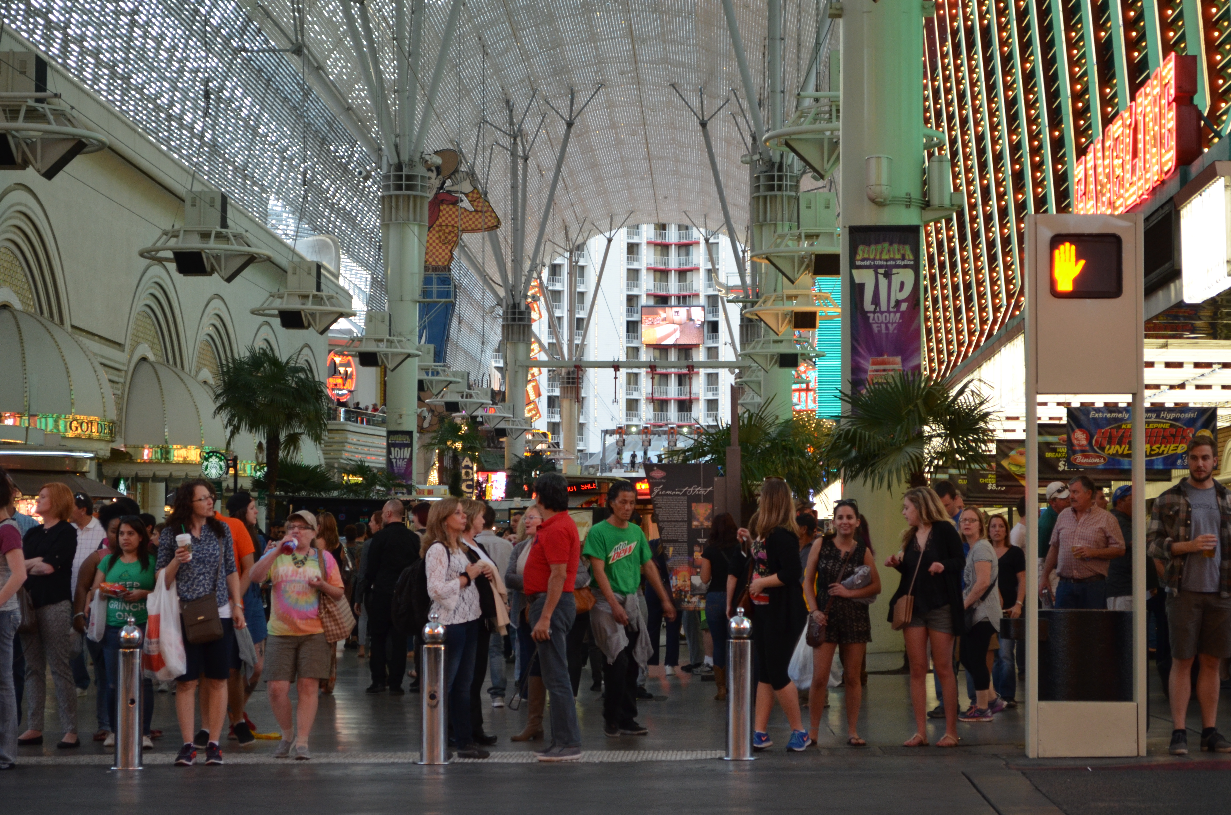 ./2016/04 - Las Vegas/Fremont Experience/DSC_0848.JPG